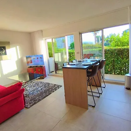 Entre Golf, Plages ,marina *
